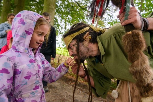 Les Enfants du Feu  Créateurs de petits mondes, Spectacles et animations