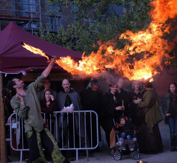 Les Enfants du Feu  Créateurs de petits mondes, Spectacles et animations